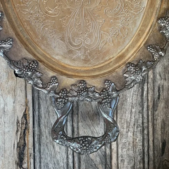 Vintage Serving Tray With Handles - Picture 4 of 14